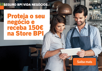 Info: Casal de emprededores de restauração a contratar no tablet o Seguro BPI Vida Negócios