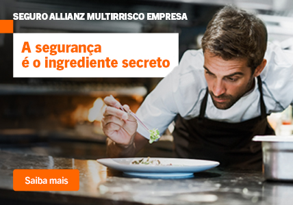 Info: Chefe de cozinha a colocar ingredientes com precisão, que remete paraa a segurança do Seguro Allianz Multirriscos Empresa.